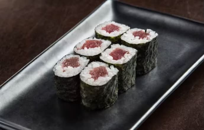 M6 Tuna roll 金枪鱼卷